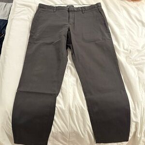 Banana Republic Mason Athletic Athletic Tailored Fit Rapid Movement Chino